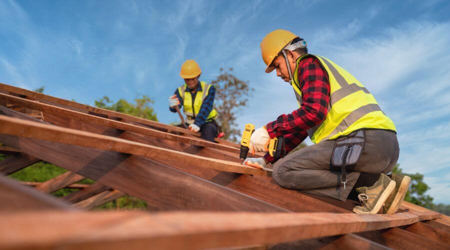 Professional gutter cleaning in La Salle, MN